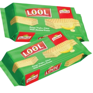 Crispy Wafers Filled With Banana Cream